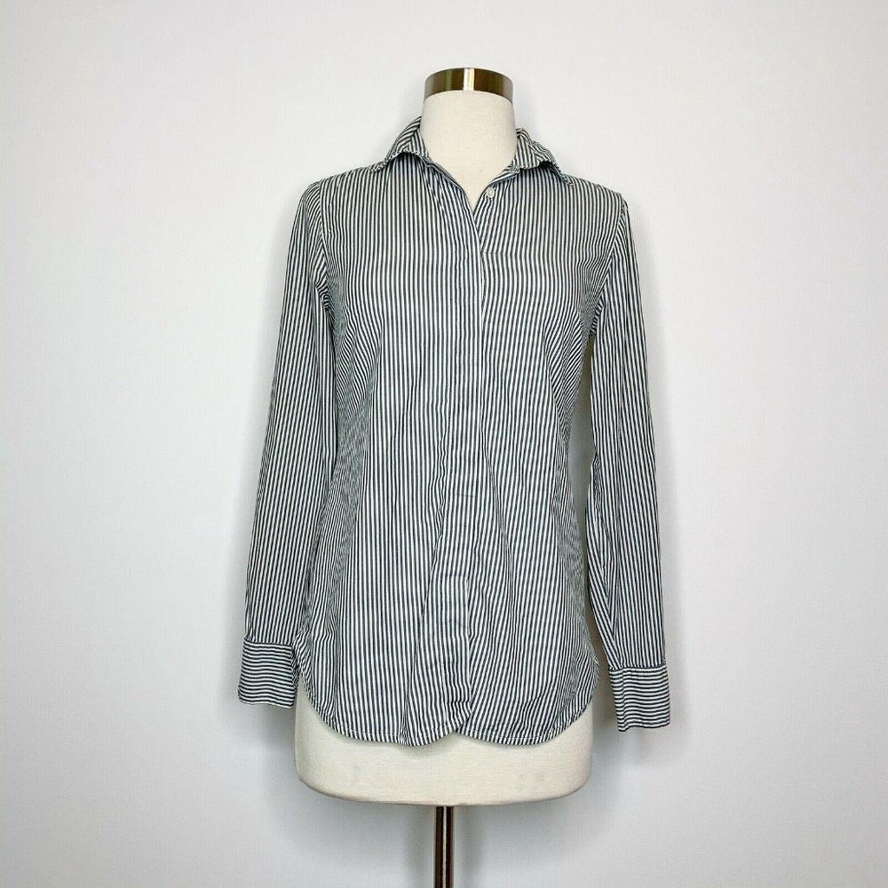J.Crew Top Women 00 Gray White‎ Stripe Button Front
